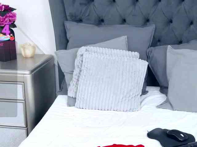 AlizNichols webcam