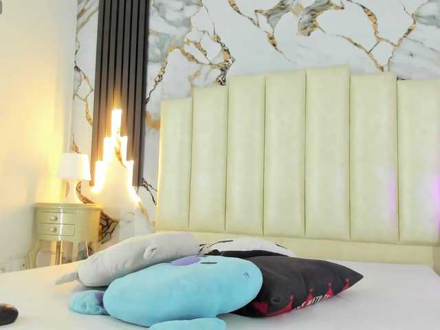 mollieblue69 live cam on BongaCams