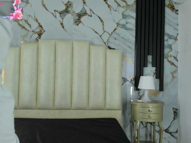 mollieblue69 live cam on BongaCams