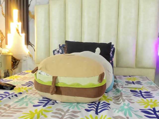 mollieblue69 live cam on BongaCams