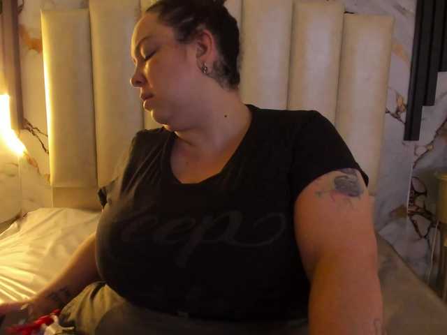 mollieblue69 live cam on BongaCams