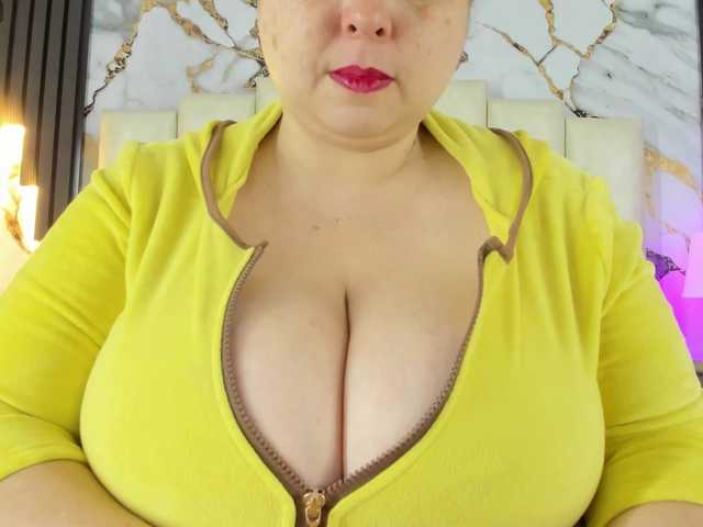 mollieblue69 live cam on BongaCams