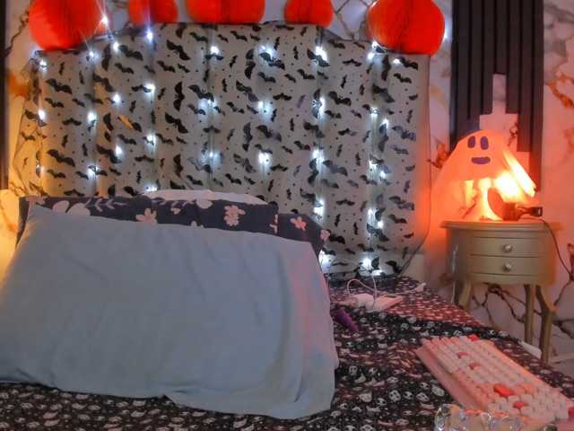le modèle mollieblue69 est en webcam porno dans un show sur le site bongacams, il possède les tags suivants: Latino/Hispanic,Brunette,Hairy