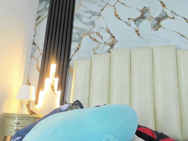 mollieblue69 live cam on BongaCams