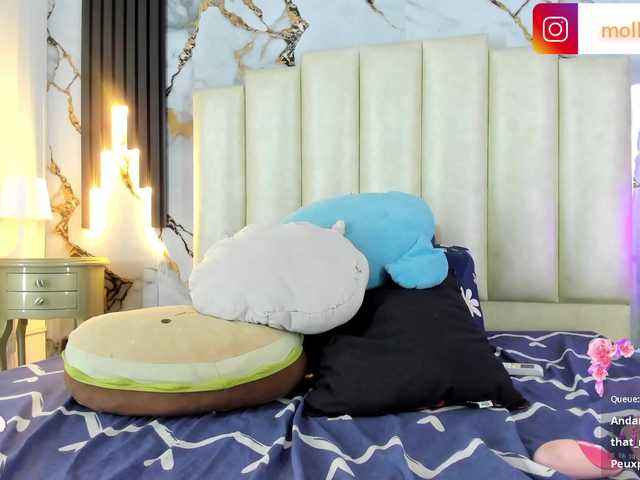 mollieblue69 live cam on BongaCams