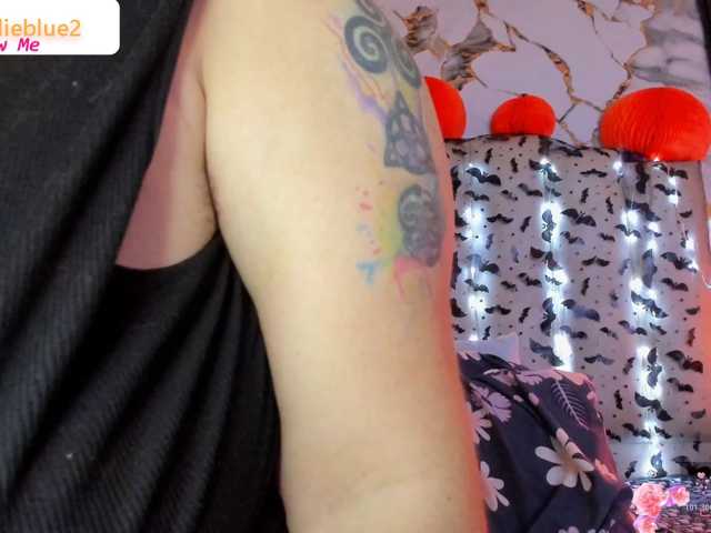 mollieblue69 live cam on BongaCams