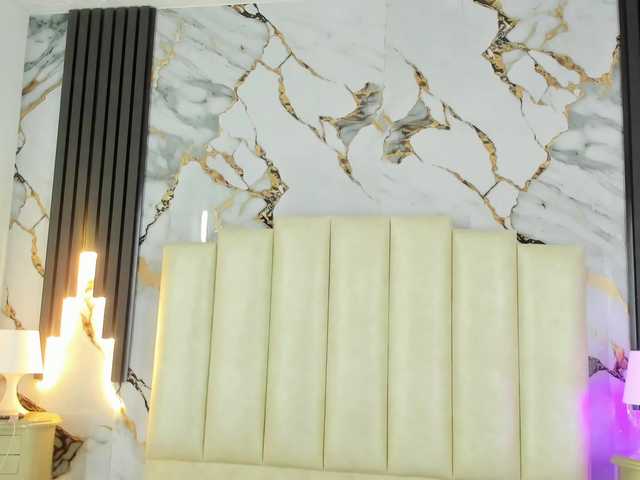 mollieblue69 live cam on BongaCams