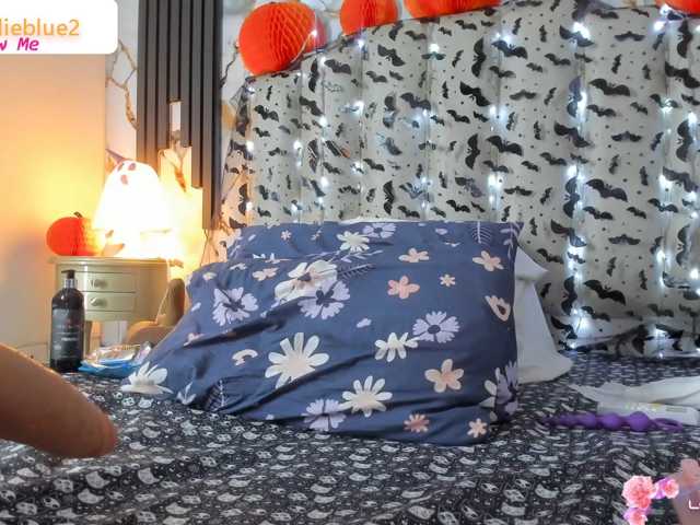 mollieblue69 live cam on BongaCams