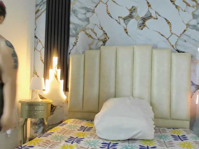 mollieblue69 live cam on BongaCams
