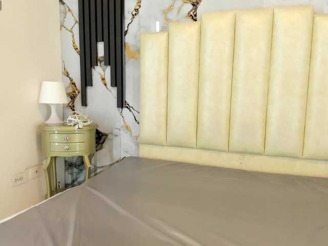 mollieblue69 live cam on BongaCams