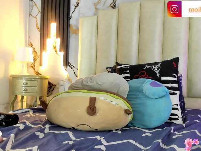 mollieblue69 live cam on BongaCams
