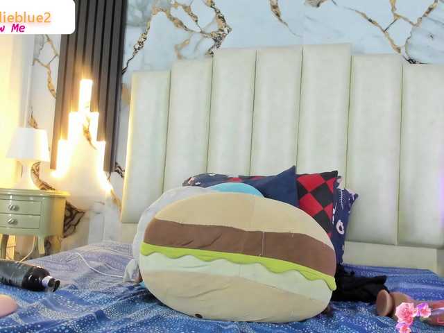 mollieblue69 live cam on BongaCams