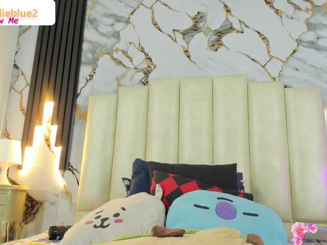 mollieblue69 cam belle