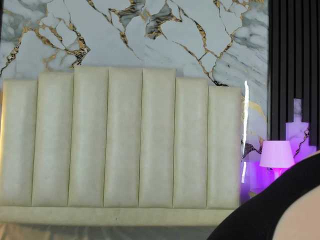 mollieblue69 live cam on BongaCams