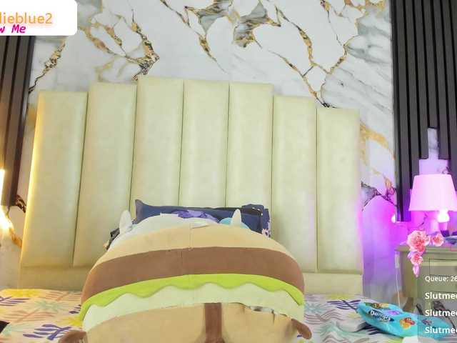 mollieblue69 live webcam show