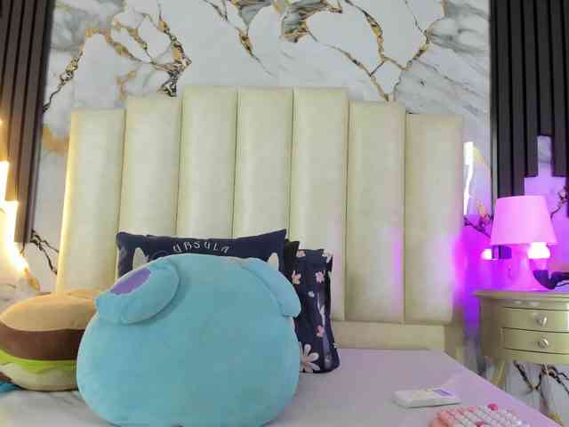 mollieblue69's live room
