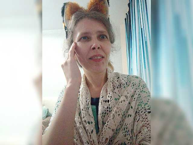  -queen-margo- chat room