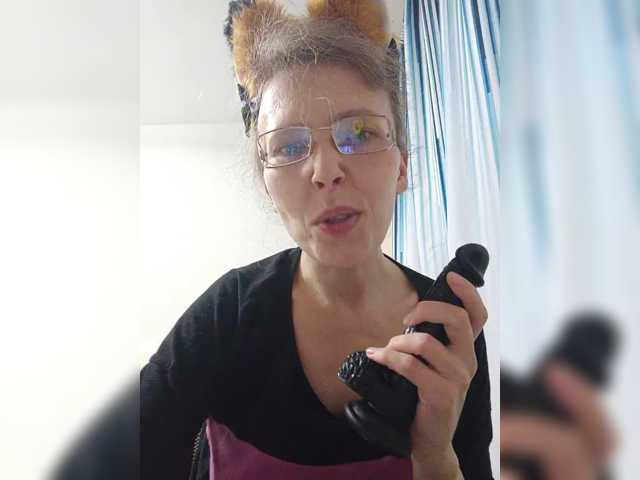 -Queen-Margo- live cam preview