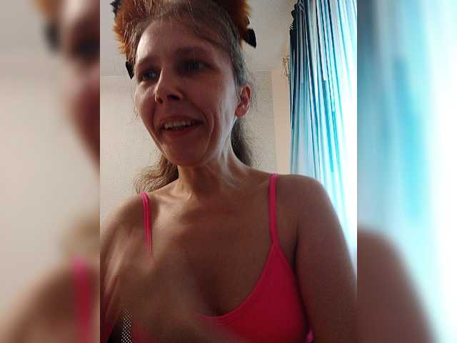  -queen-margo- chat room