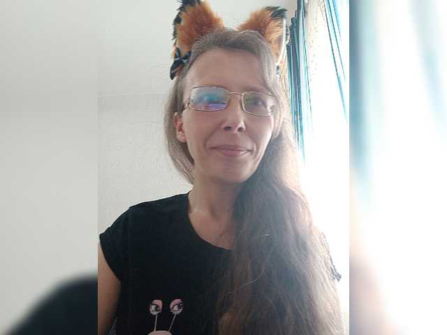 -queen-margo-'s BongaCams show and profile