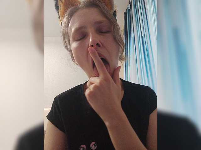 -queen-margo- chat room