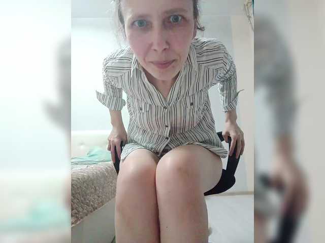 le modèle -Queen-Margo- est en webcam porno dans un show sur le site bongacams, il possède les tags suivants: White/Caucasian,Blonde,Shaved