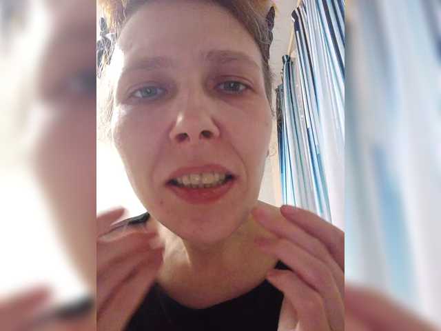 -Queen-Margo- live cam preview