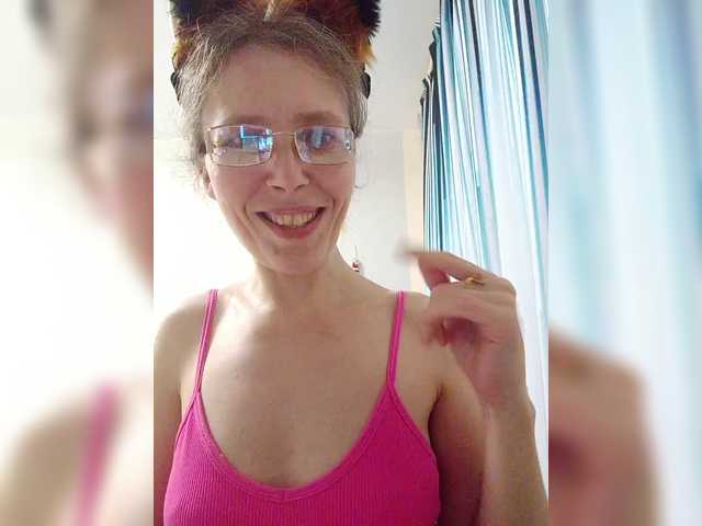 -queen-margo- cam belle