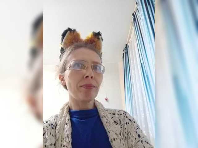 -Queen-Margo-