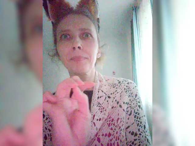 -Queen-Margo-