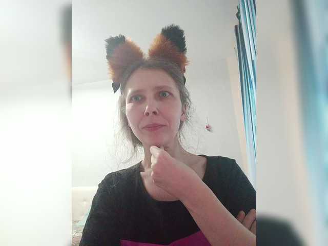 Preview of -queen-margo-