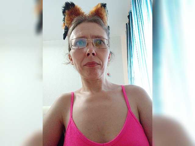 -queen-margo- cam belle