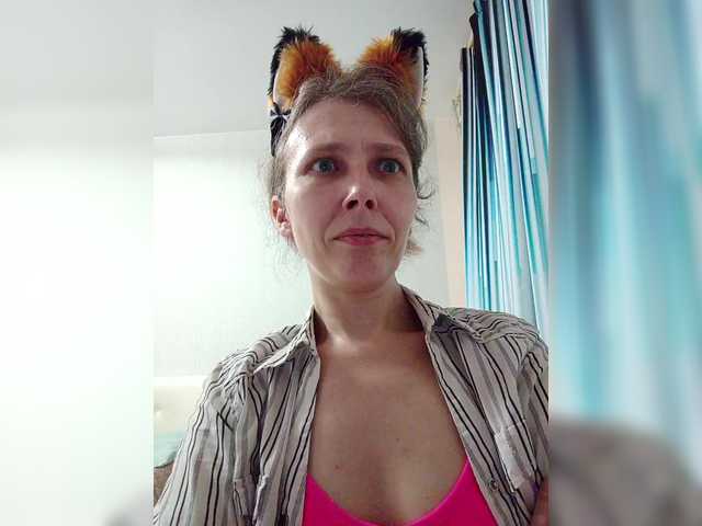  -queen-margo- chat room