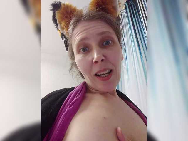  -queen-margo- chat room