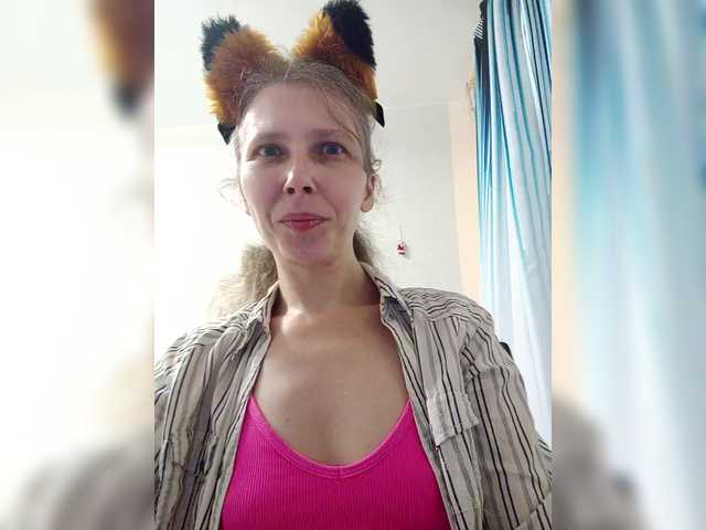  -queen-margo- chat room