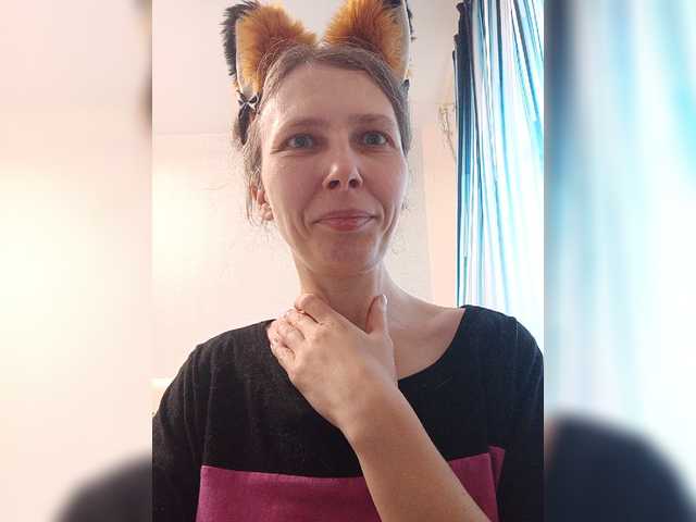  -queen-margo- chat room