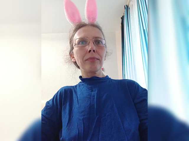 Sex chat gratuit in direct cu -queen-margo- pe BongaCams