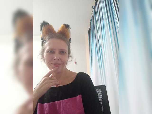 -Queen-Margo-