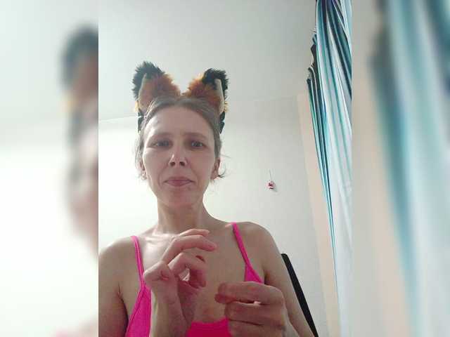 -Queen-Margo-