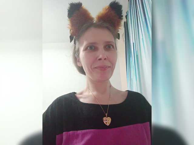 Preview of -queen-margo-