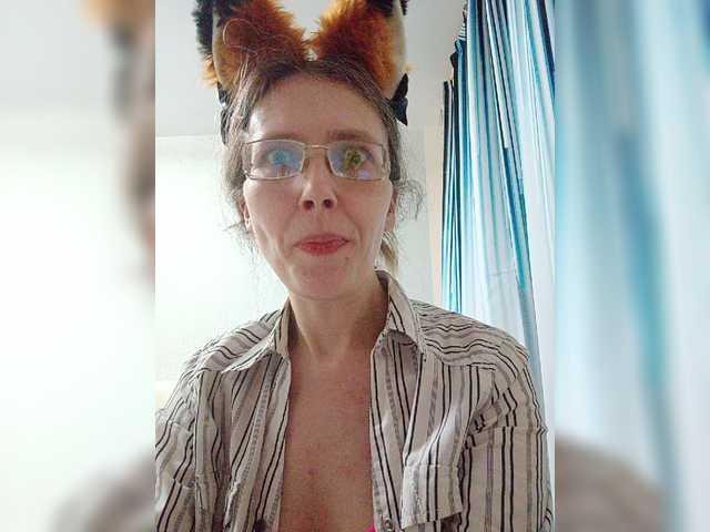 -Queen-Margo-