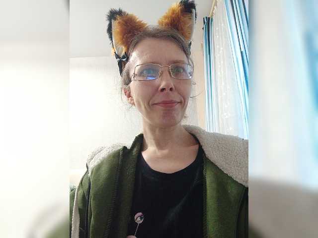  -queen-margo- chat room