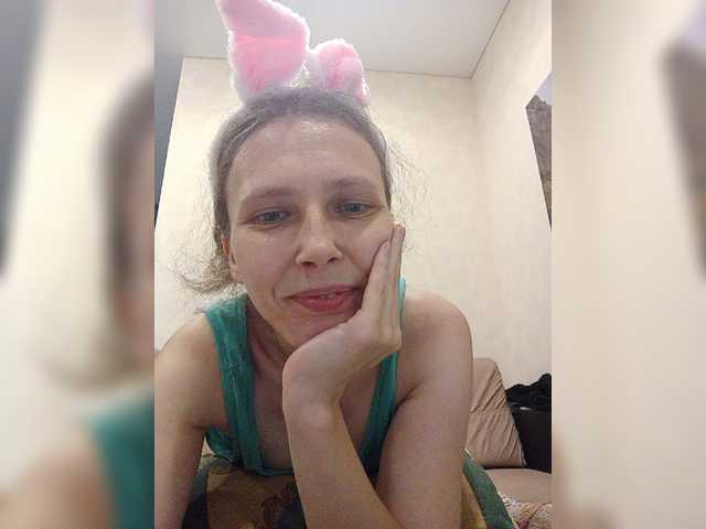 -Queen-Margo-
