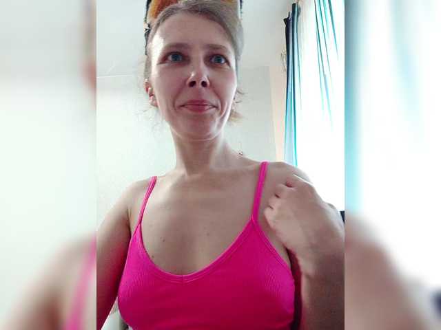  -queen-margo- chat room