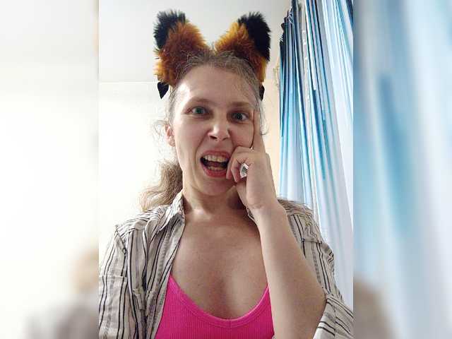 -queen-margo- live cam