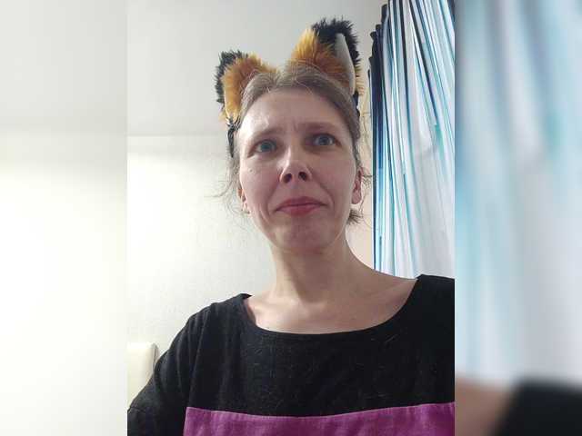 Preview of -queen-margo-