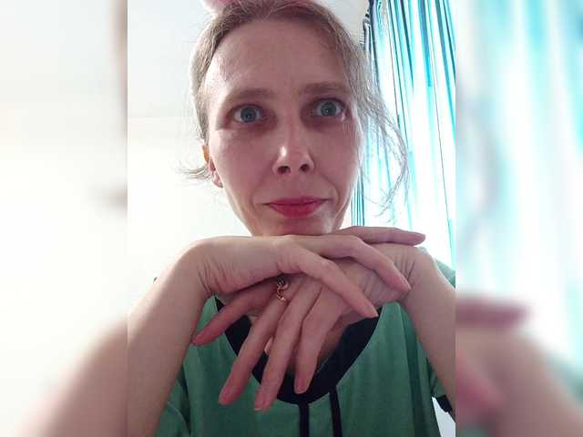 -queen-margo- cam belle