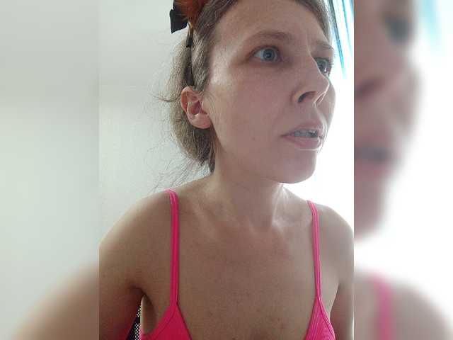  -queen-margo- chat room