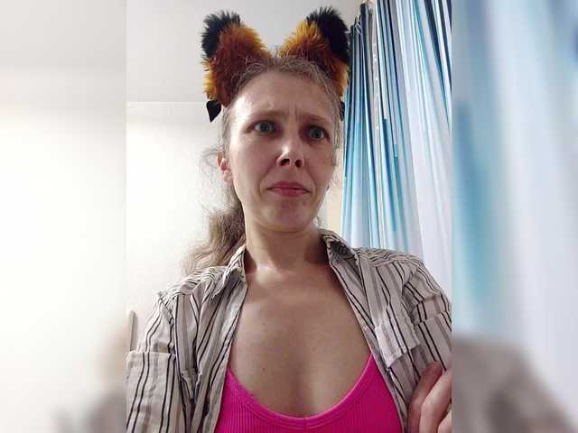  -queen-margo- chat room