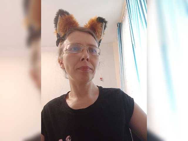 Preview of -queen-margo-